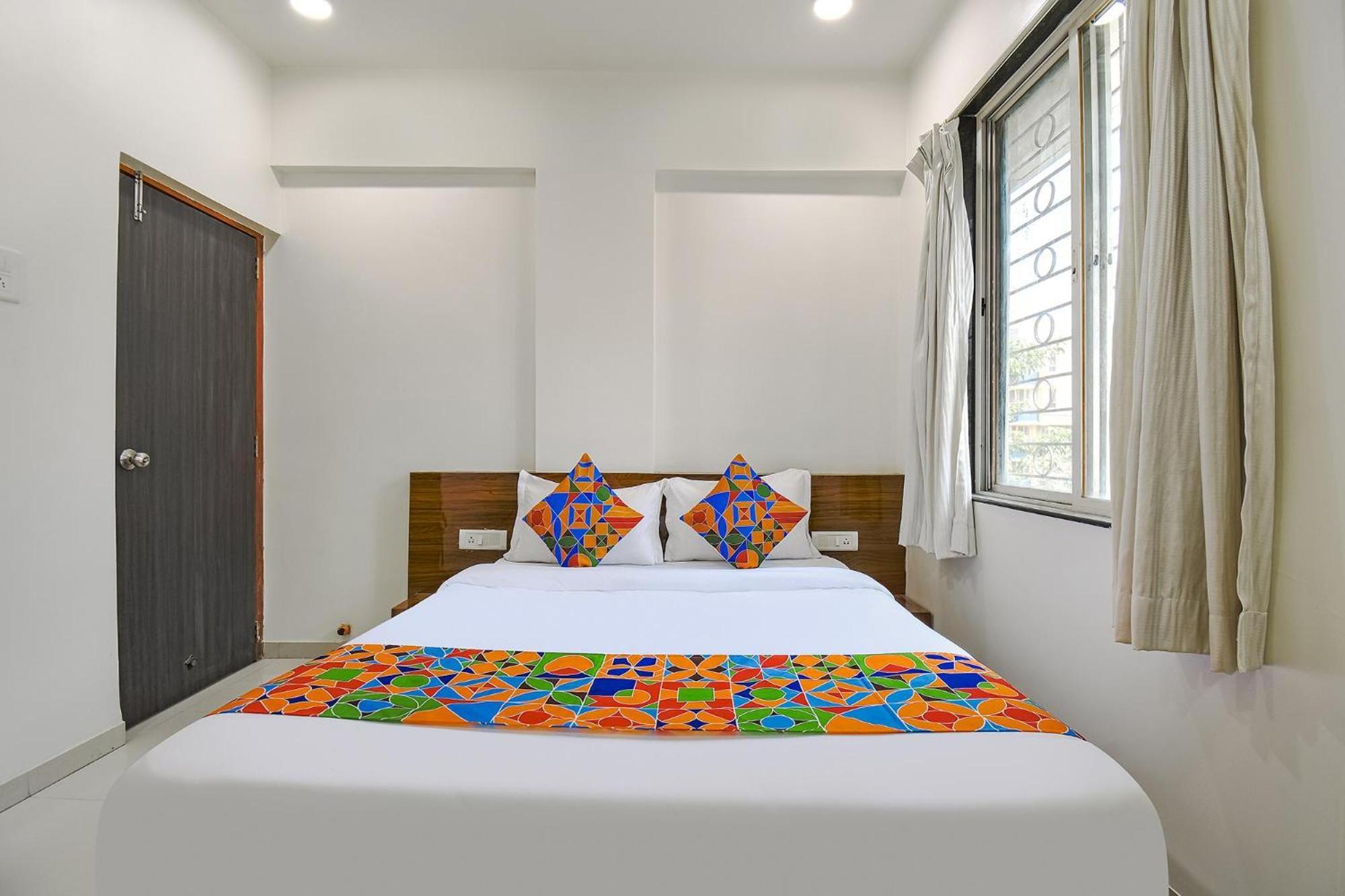 Fabhotel Skylight Studio Rooms - Nr Mcf Camp Pune Exterior foto